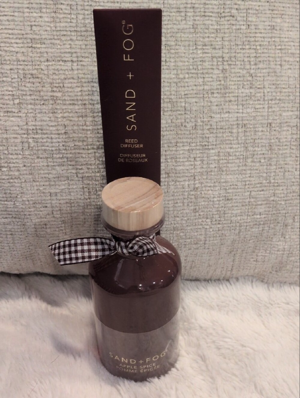 Sand And Fog Apple Spice Reed Diffuser - Picture 2 of 3